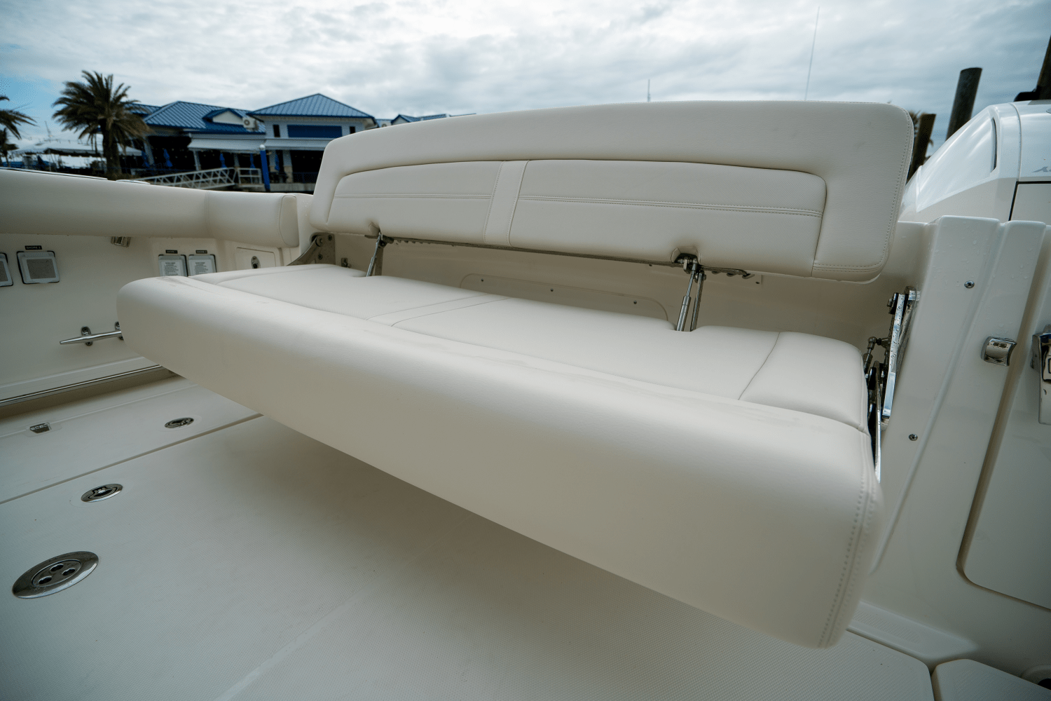 2023 Boston Whaler
                                                             380 Realm Image Thumbnail #5