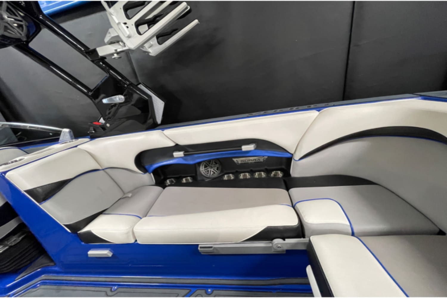 2016 Supra
                                                             SE450 Image Thumbnail #33