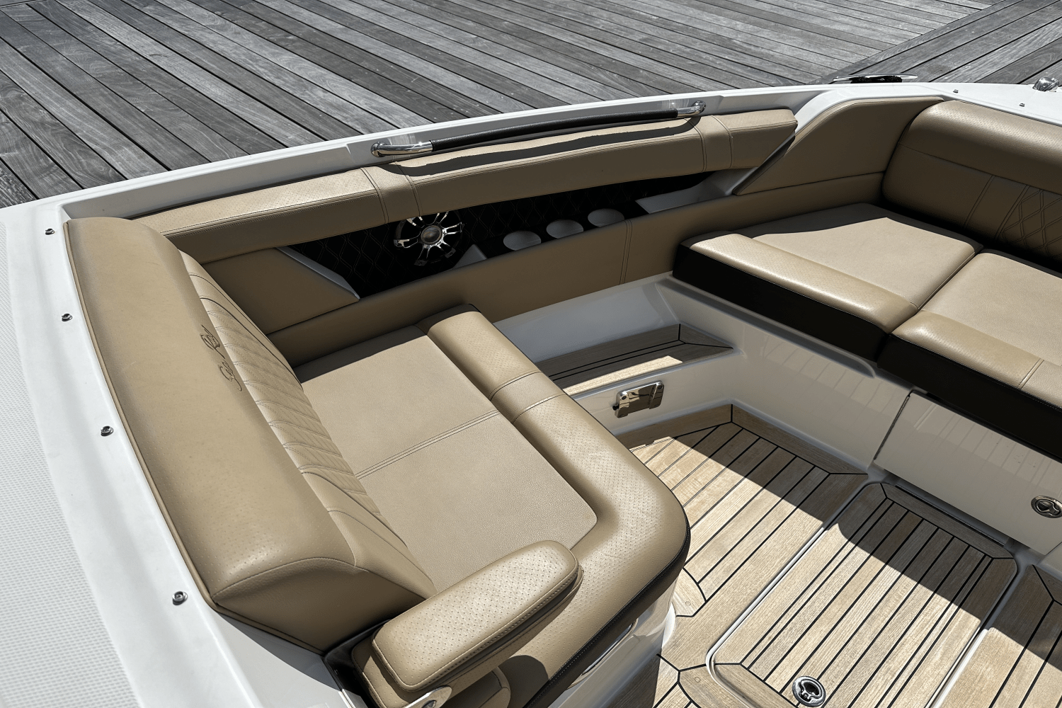2020 Sea Ray
                                                             SLX 350 OB Image Thumbnail #25