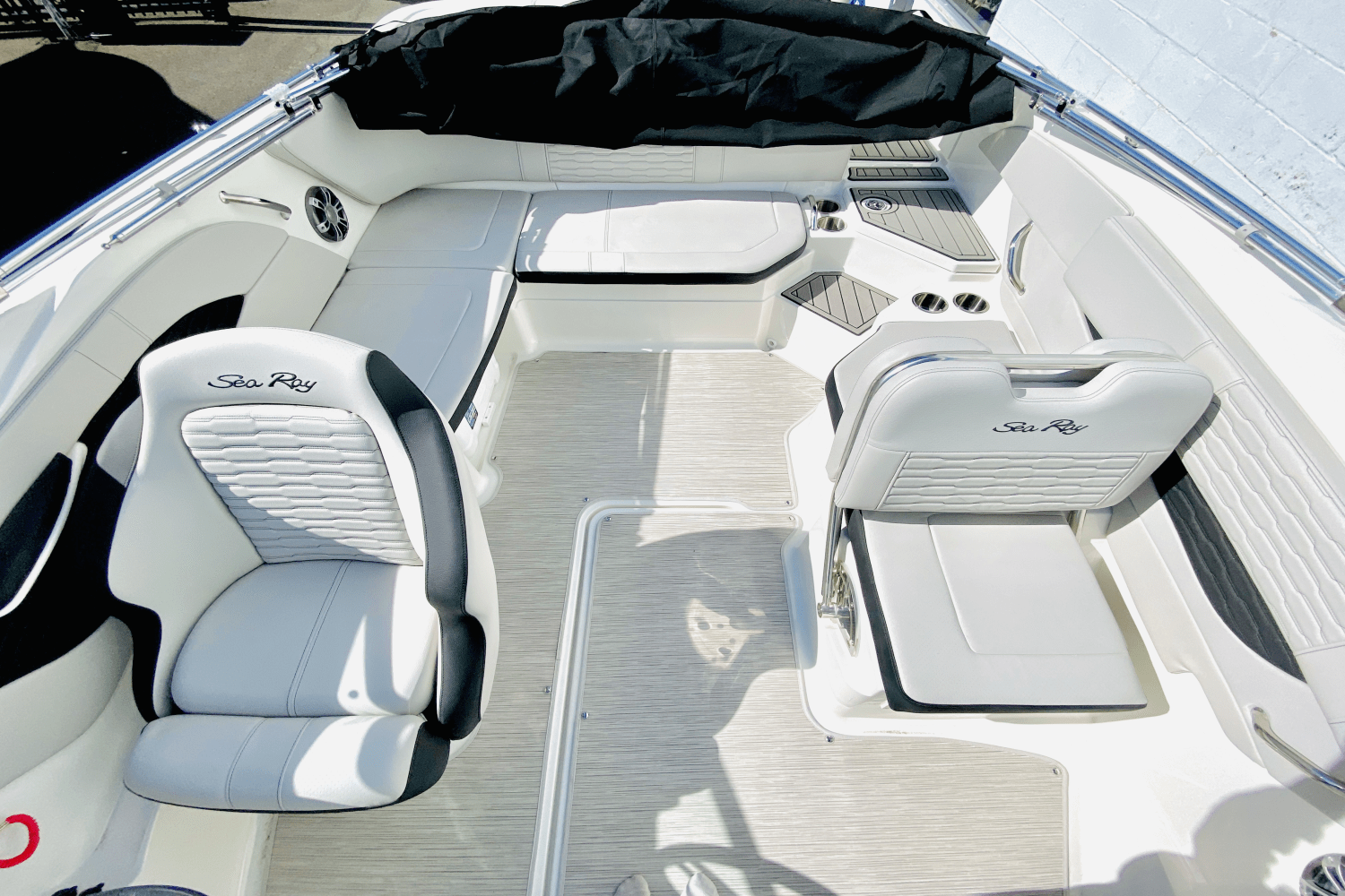 2023 Sea Ray
                                                             SPX 210 Image Thumbnail #21