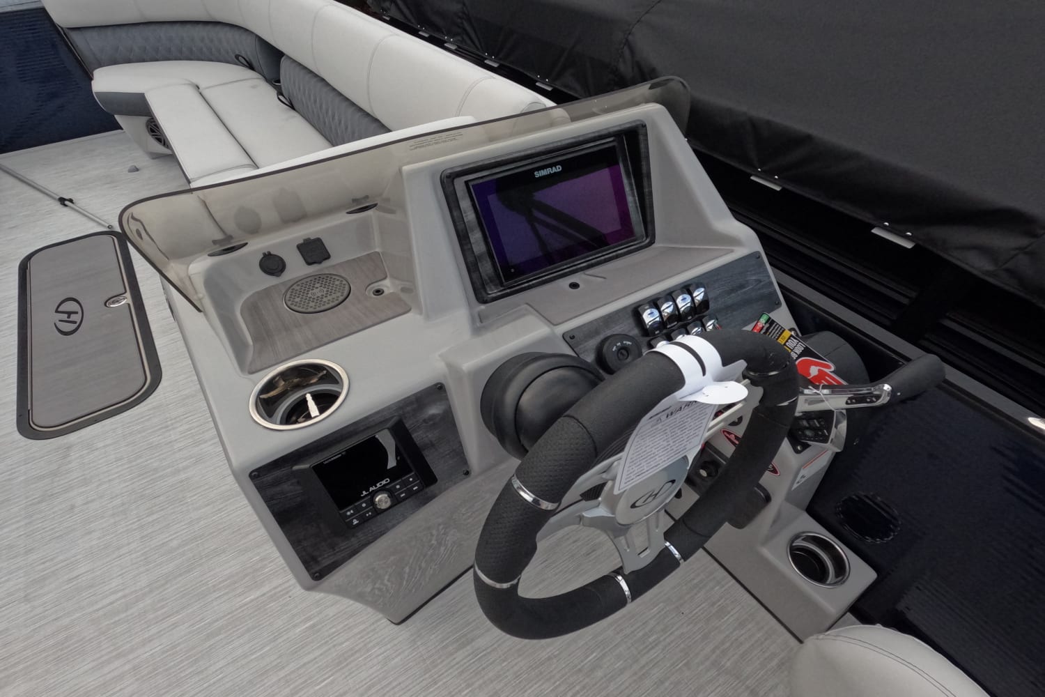 2023 Harris
                                                             Sunliner 250 Image Thumbnail #8