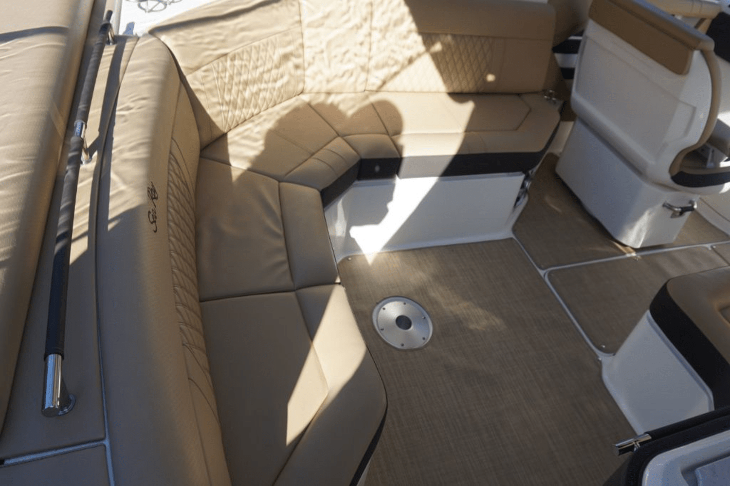 2023 Sea Ray
                                                             SLX 310 Image Thumbnail #7