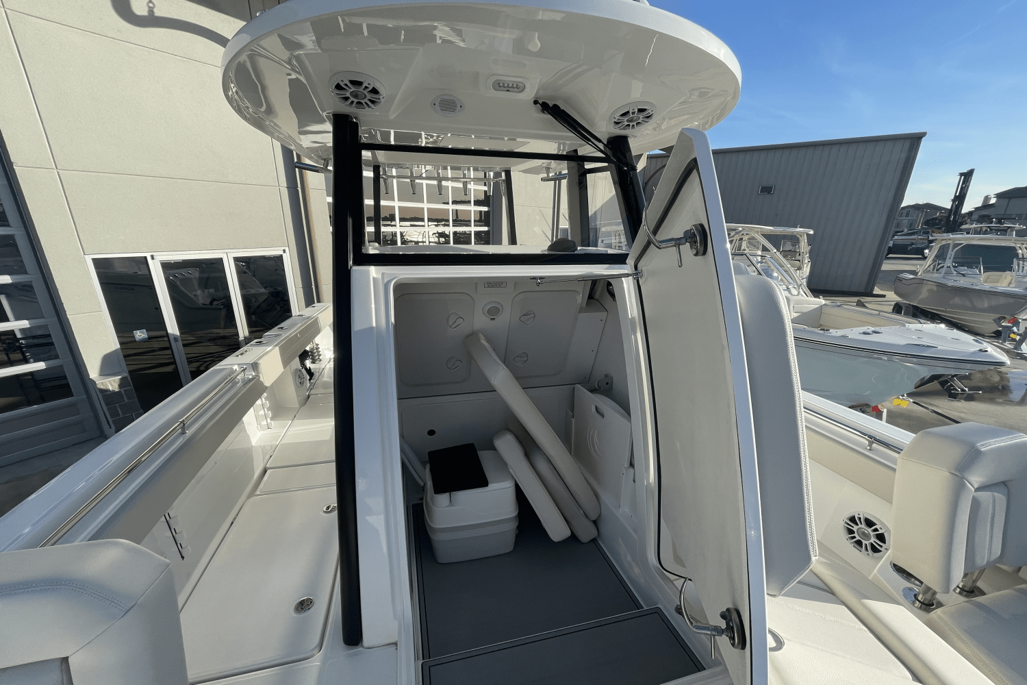 2023 Aquila
                                                             28 Molokai Image Thumbnail #9