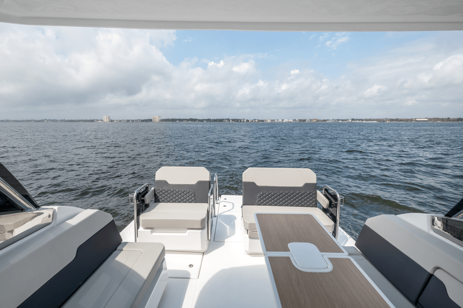 2023 Aquila
                                                             32 Sport Image Thumbnail #17