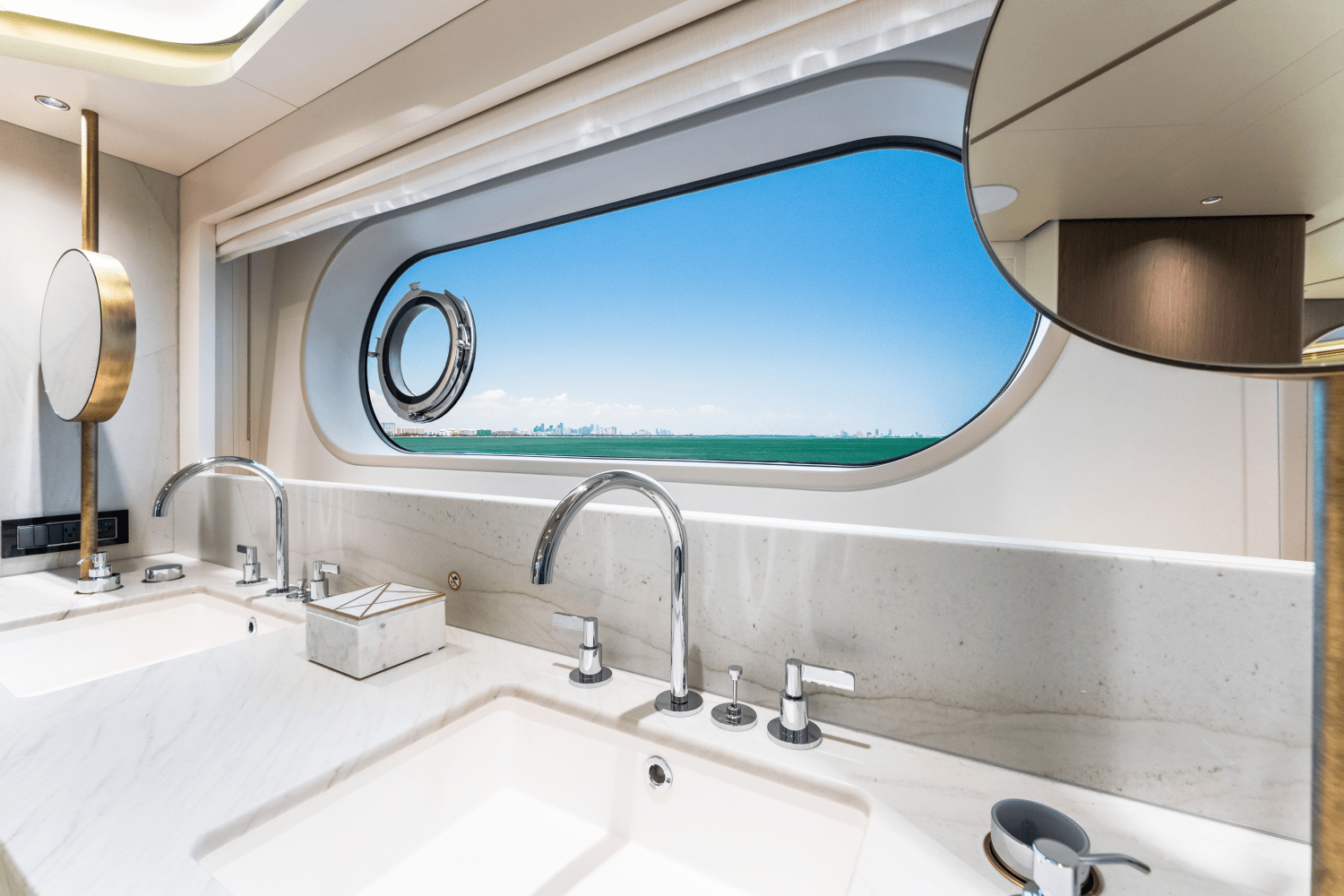 2023 Azimut
                                                             Magellano 25M Image Thumbnail #79