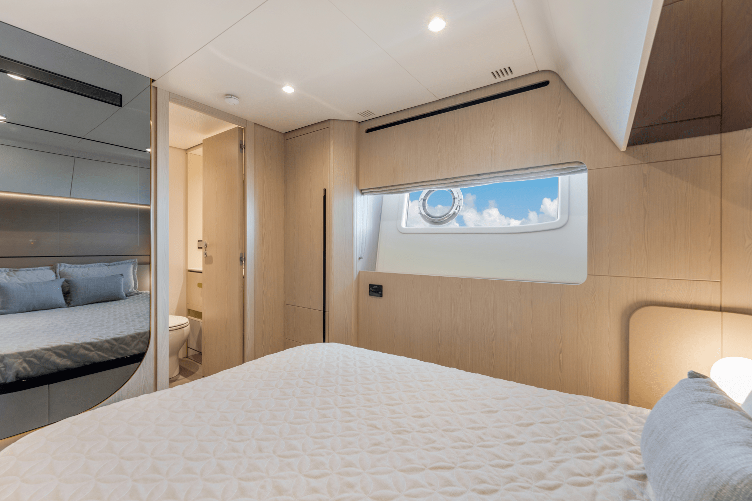 2023 Azimut
                                                             Fly 78 Image Thumbnail #75