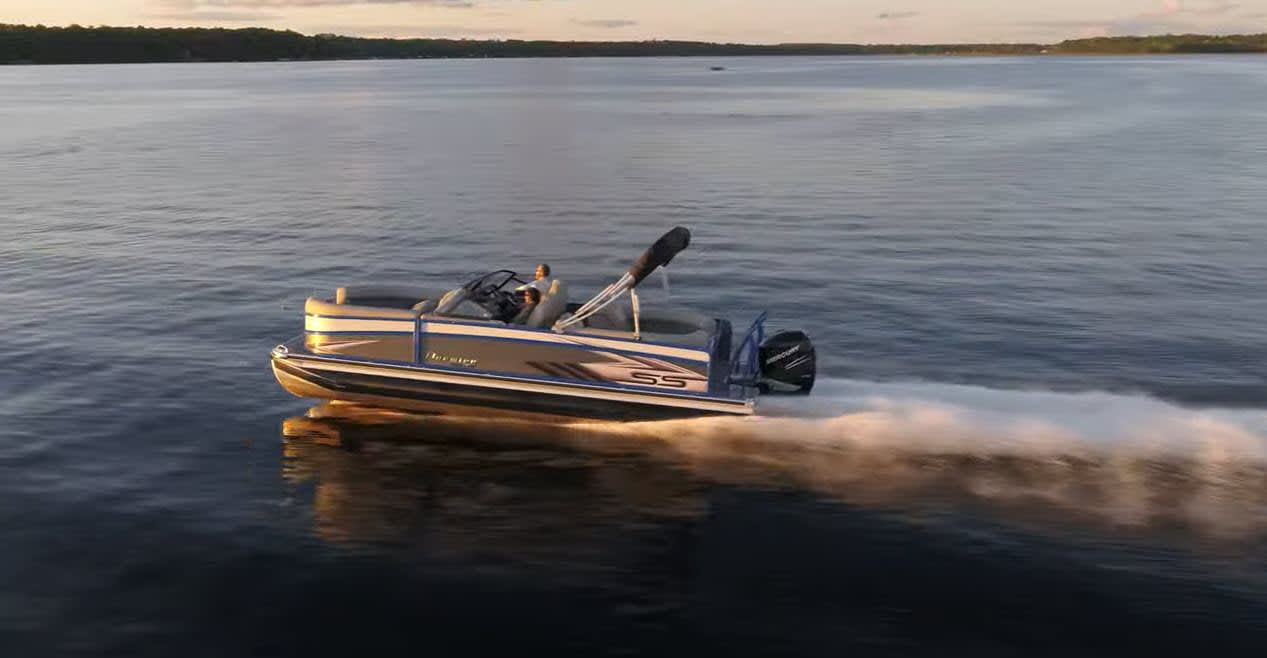 2023 Premier SSeries 230 MarineMax Nisswa Marine