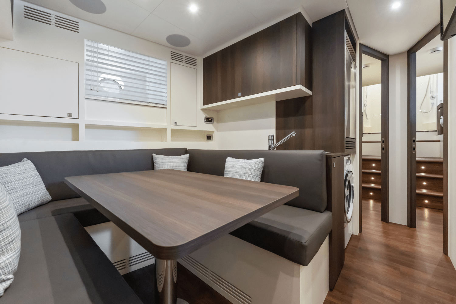 2023 Azimut
                                                             Grande 32 Metri Image Thumbnail #67