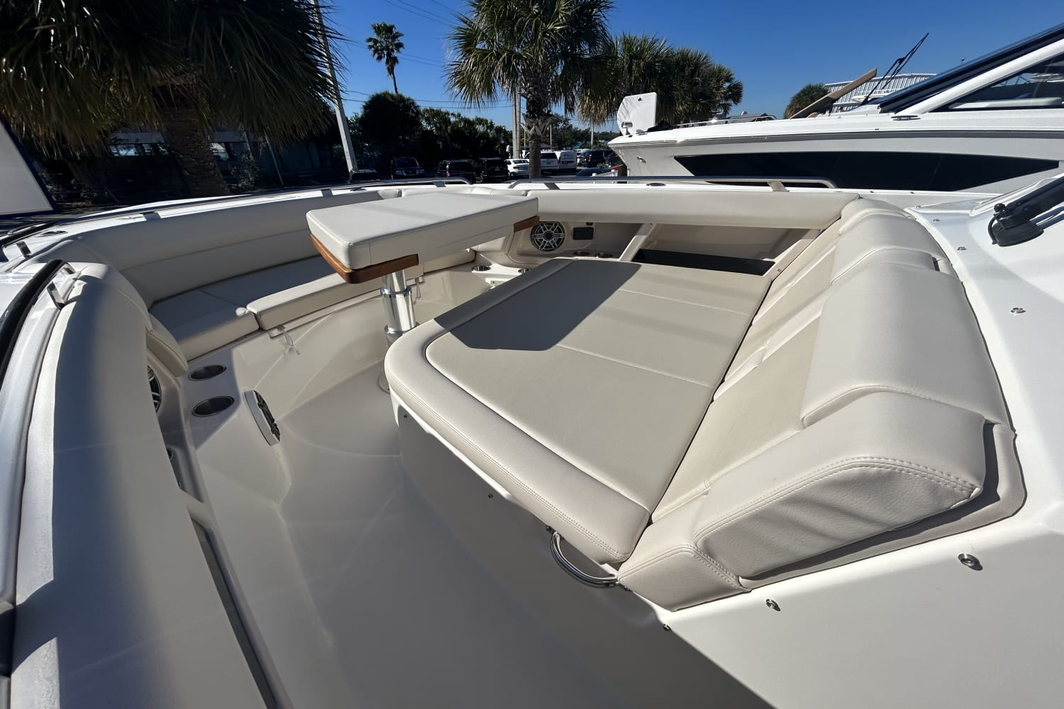 2023 Boston Whaler
                                                             350 Realm Image Thumbnail #8