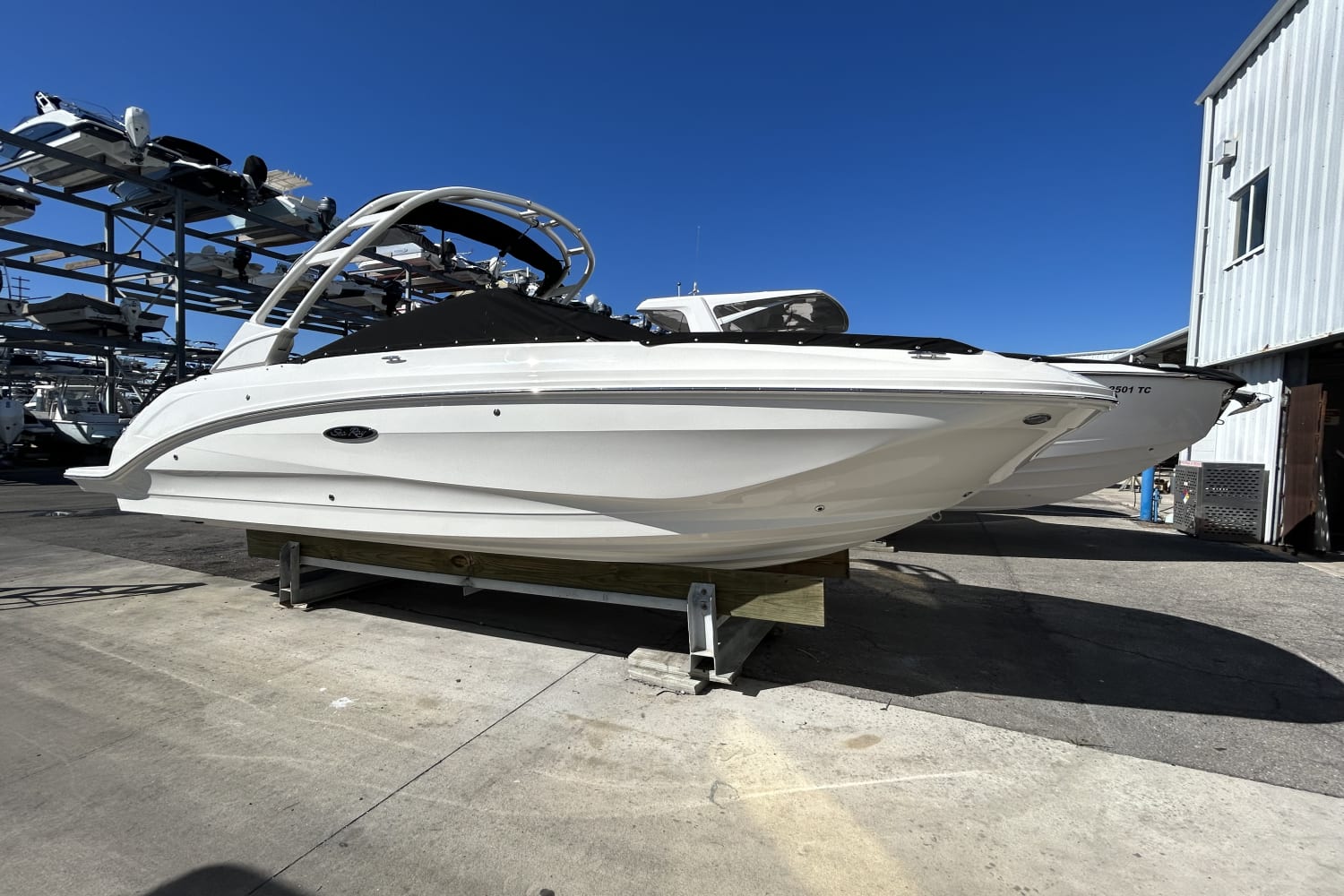 2023 Sea Ray
                                                             SDX 250 Outboard Image Thumbnail #2