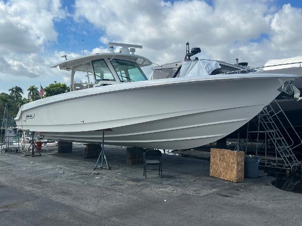{{boat.ModelYear}} {{boat.Make}} {{boat.Model}}