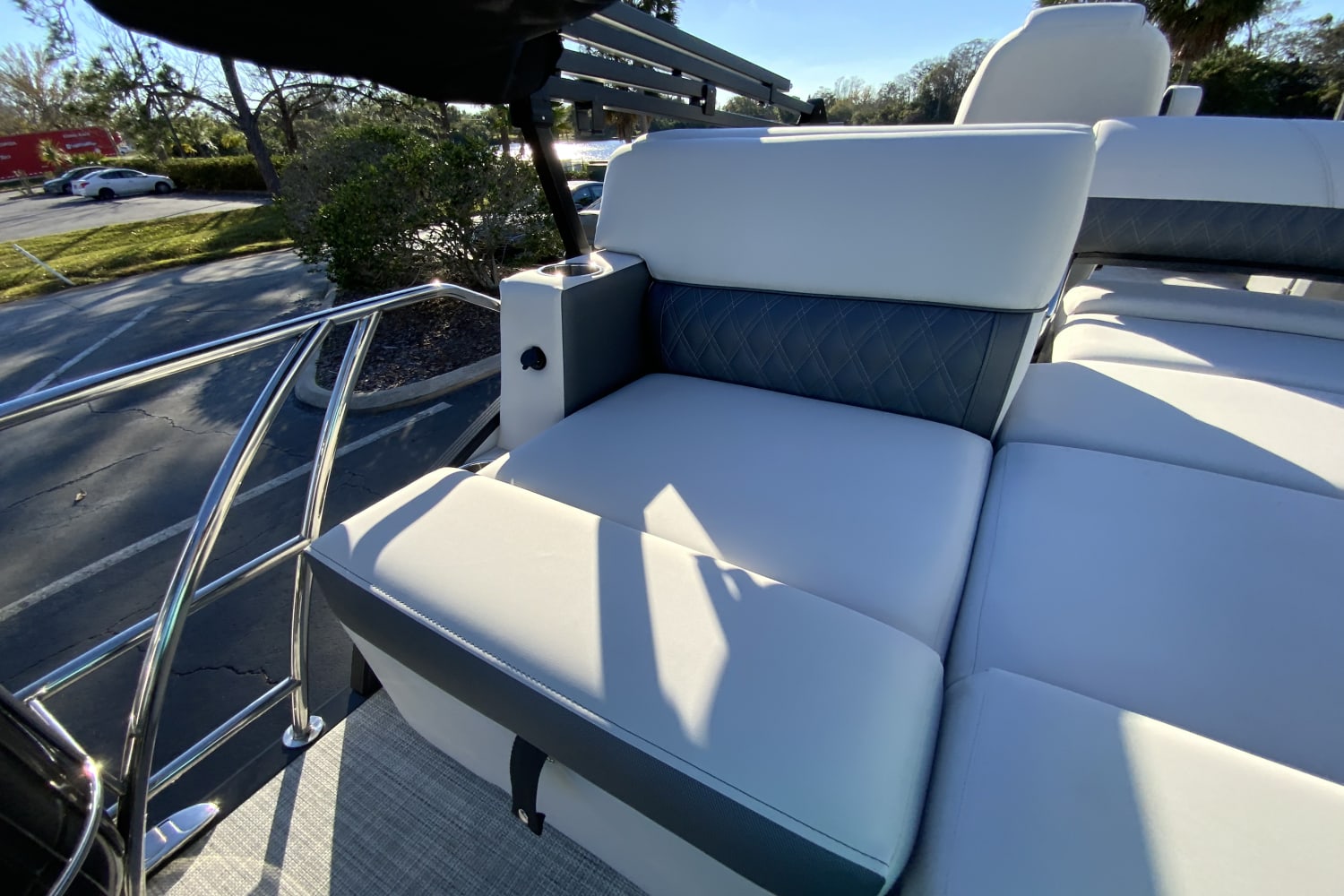 2023 Harris
                                                             Sunliner 210 Image Thumbnail #14