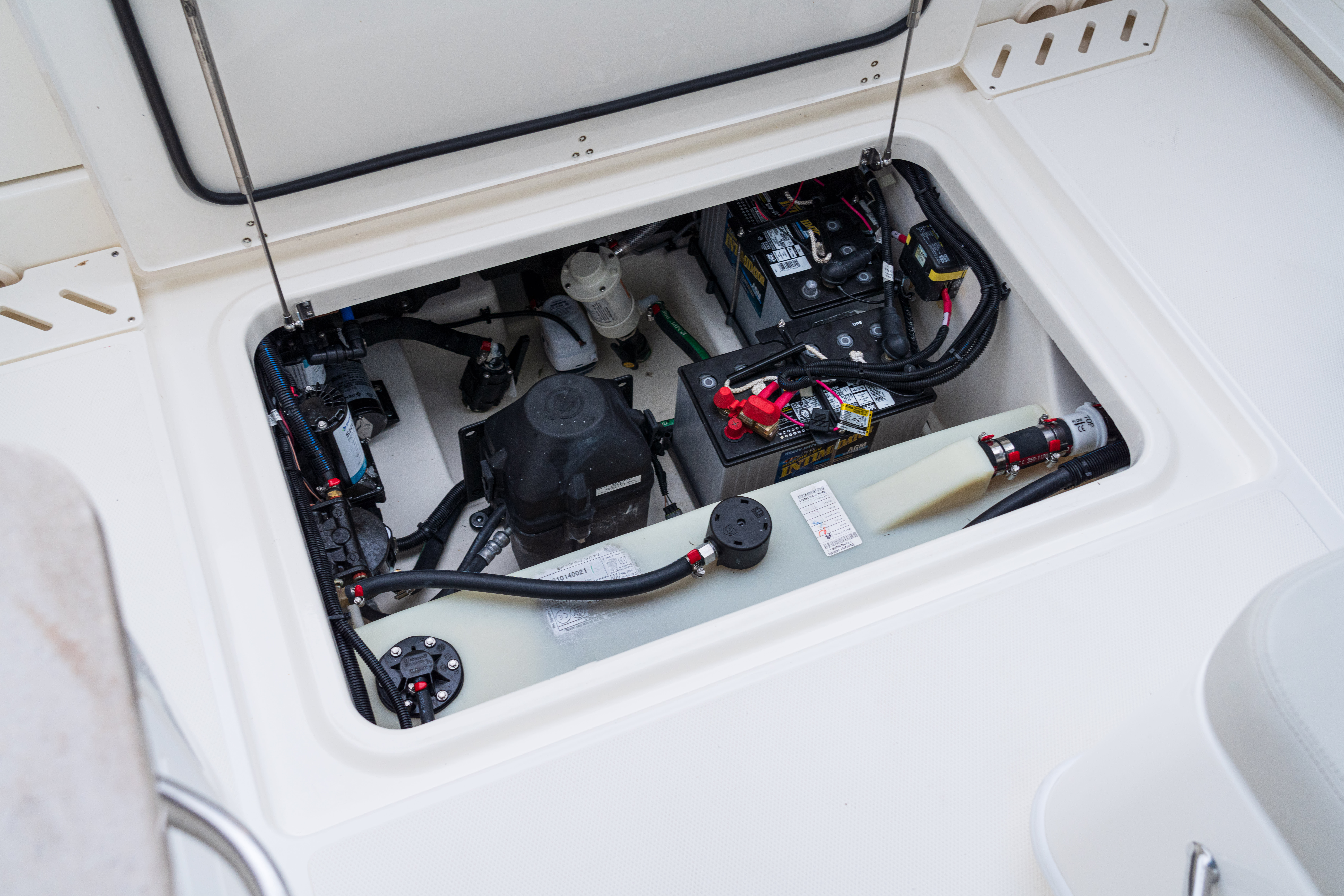 2022 Boston Whaler
                                                             240 Vantage Image Thumbnail #35