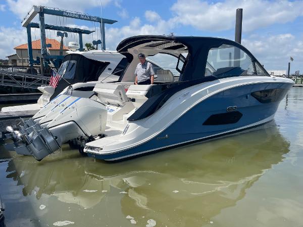 2022 Sea Ray
                                                             37DA Image Thumbnail #3