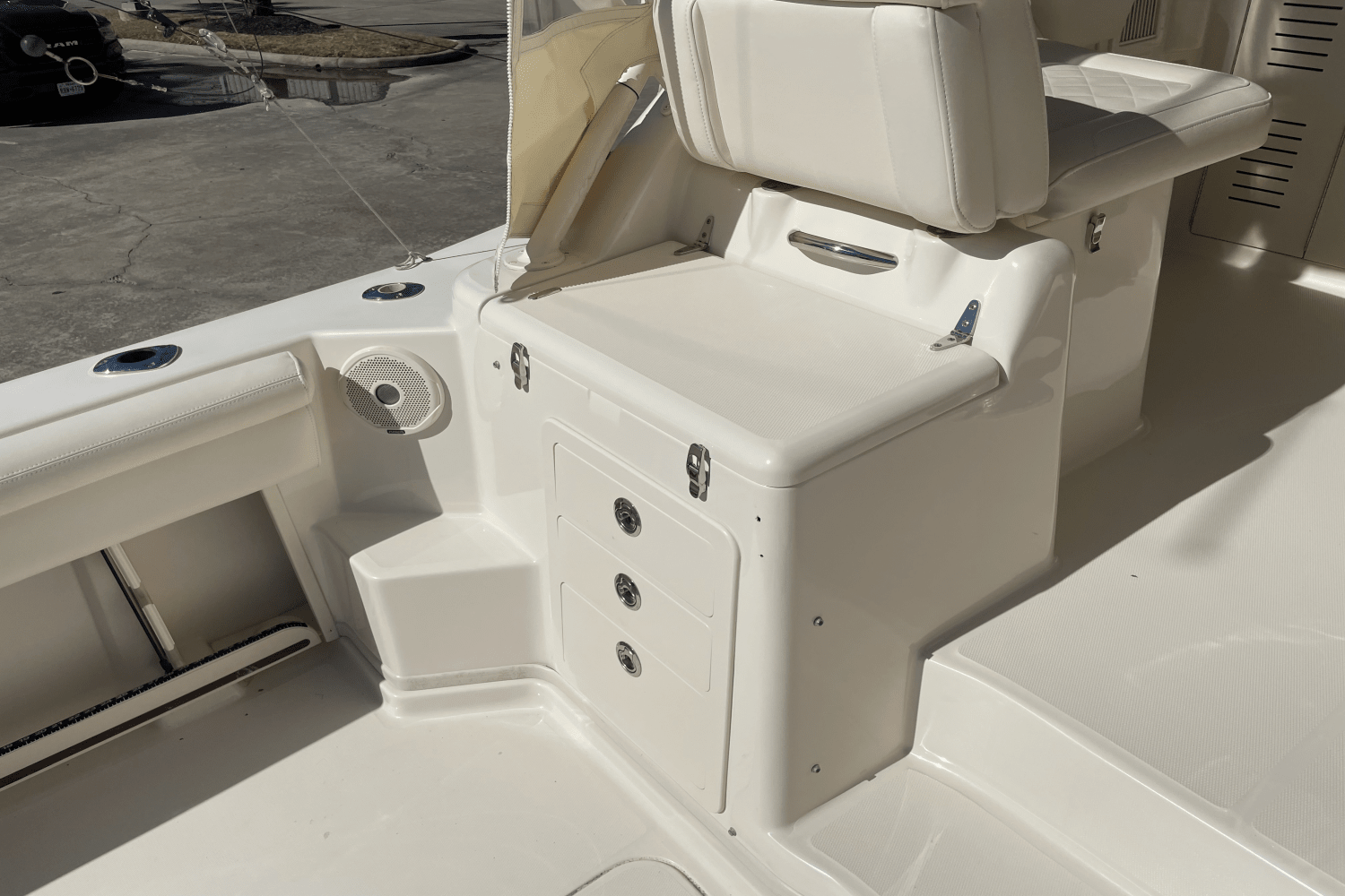 2017 Grady-White
                                                             Express 330 Image Thumbnail #9