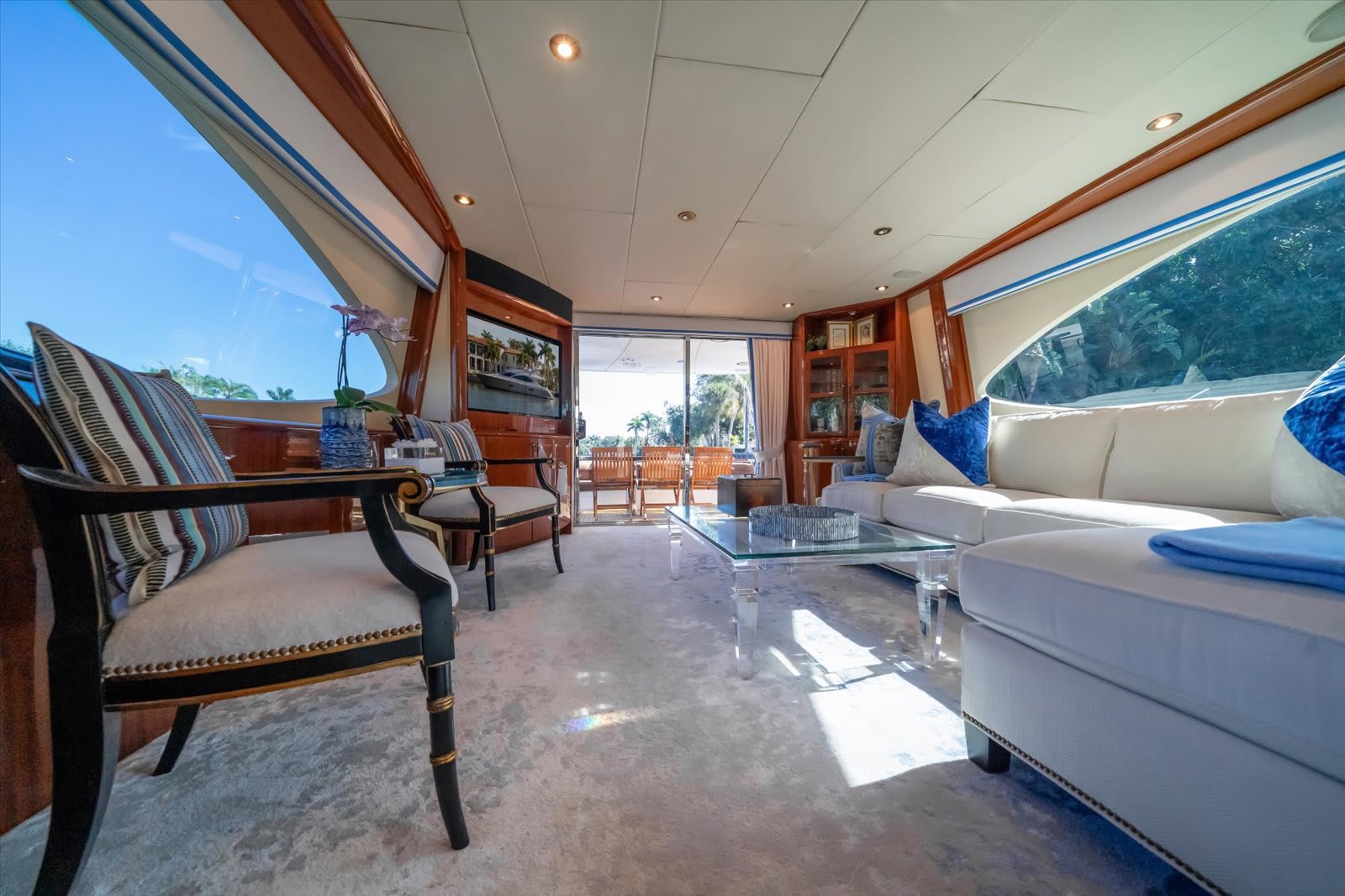 2006 Lazzara Yachts
                                                             68' OPEN MOTOR YACHT Image Thumbnail #21