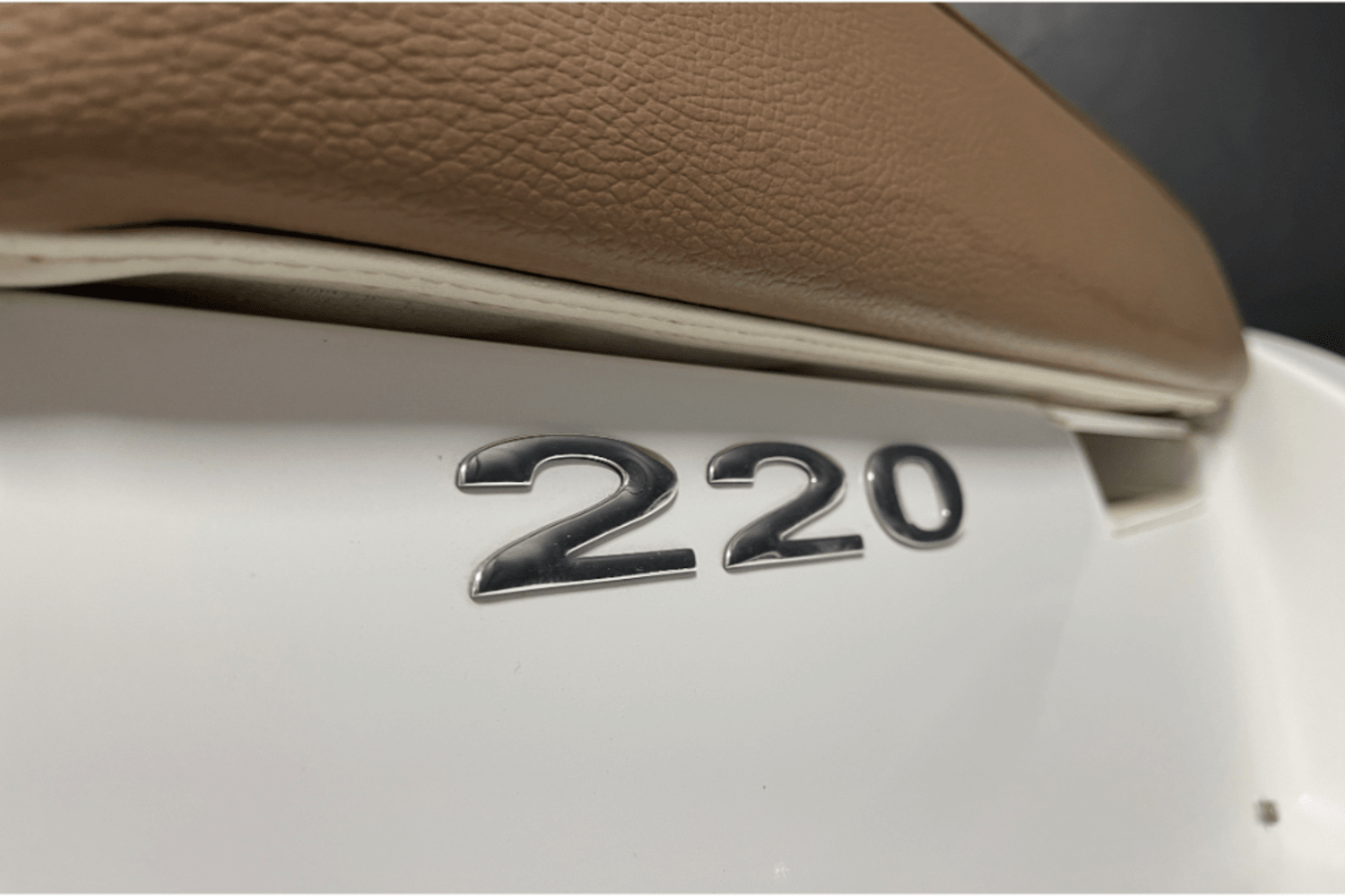 2014 Cobalt
                                                             220 Image Thumbnail #15