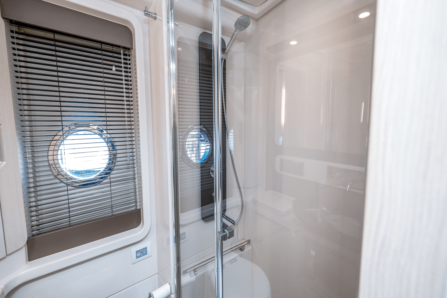 2017 Azimut
                                                             50 Flybridge Image Thumbnail #84