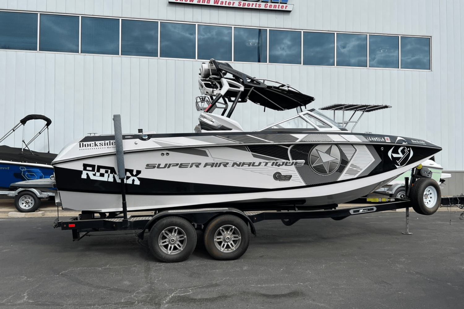 {{boat.ModelYear}} {{boat.Make}} {{boat.Model}}