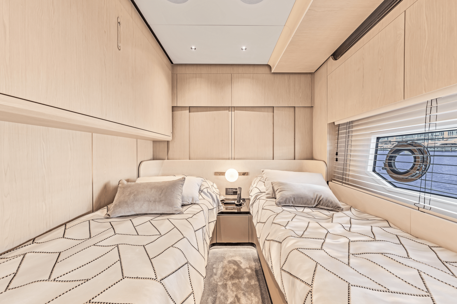 2019 Azimut
                                                             Grande 25 Metri Image Thumbnail #54