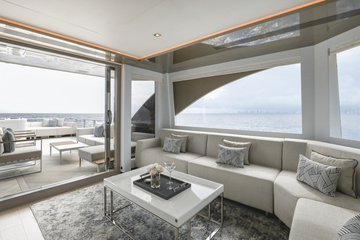 2023 Ocean Alexander
                                                             32E Image Thumbnail #16