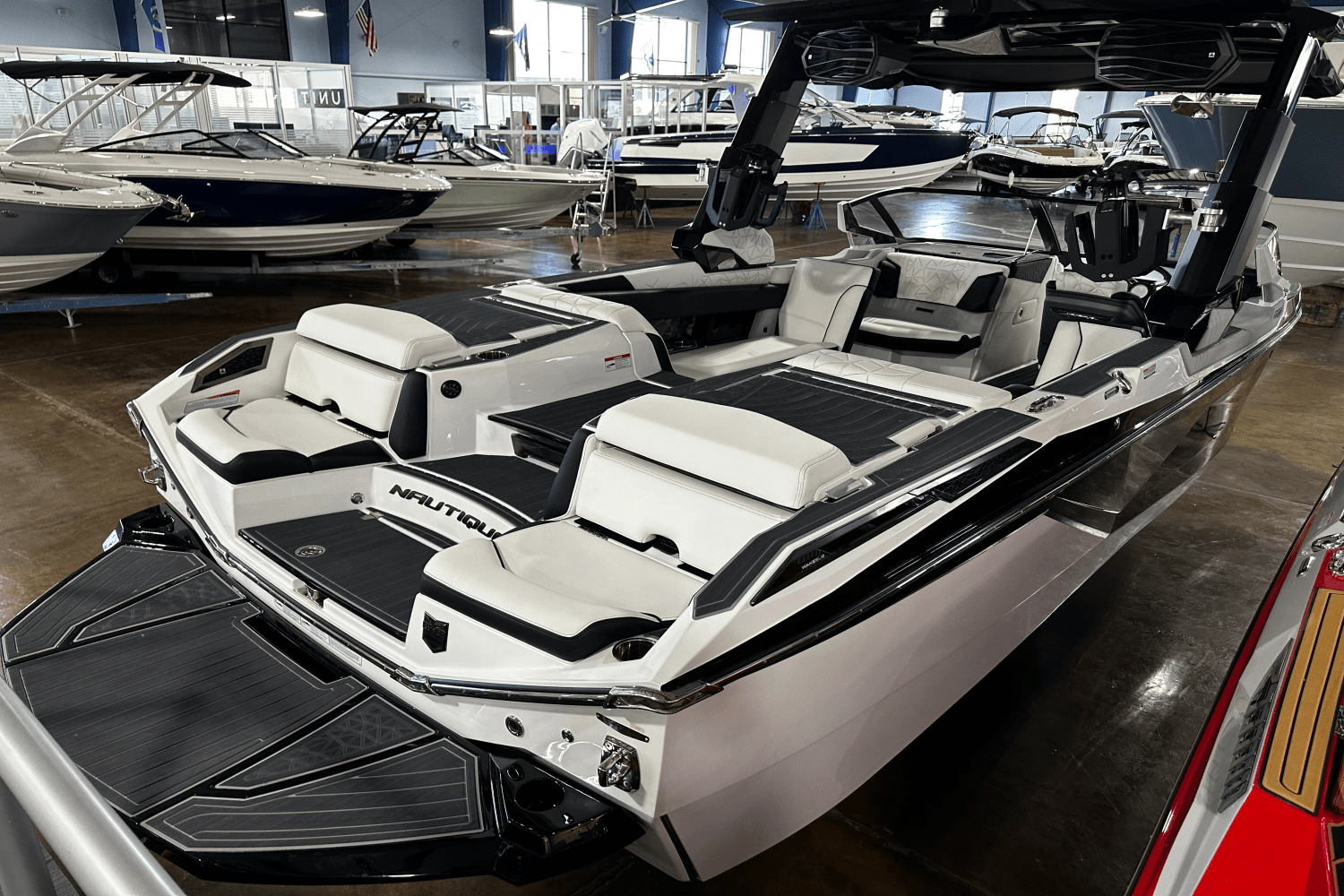 2023 Nautique
                                                             G25 PARAGON Image Thumbnail #5