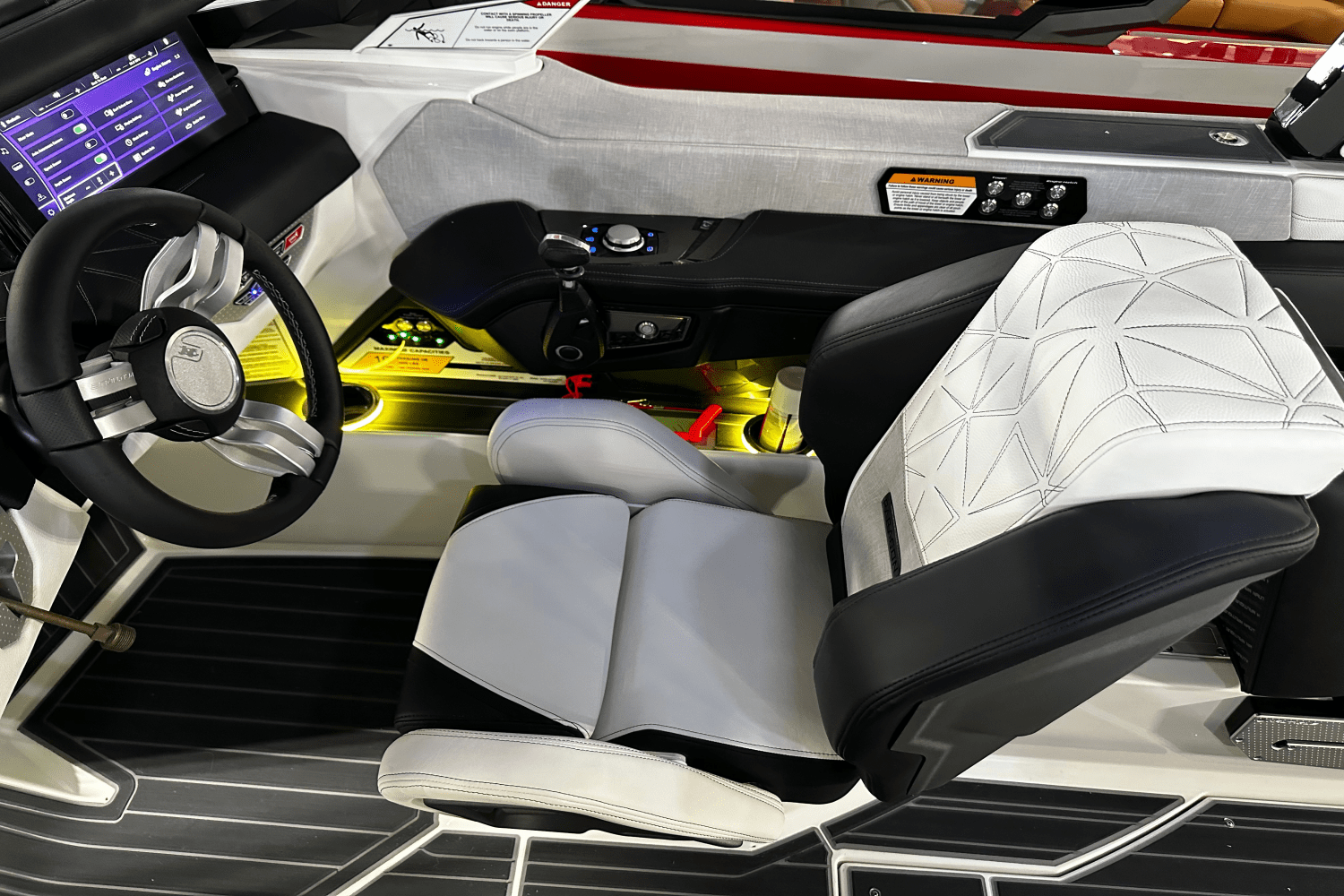 2023 Nautique
                                                             G25 PARAGON Image Thumbnail #12