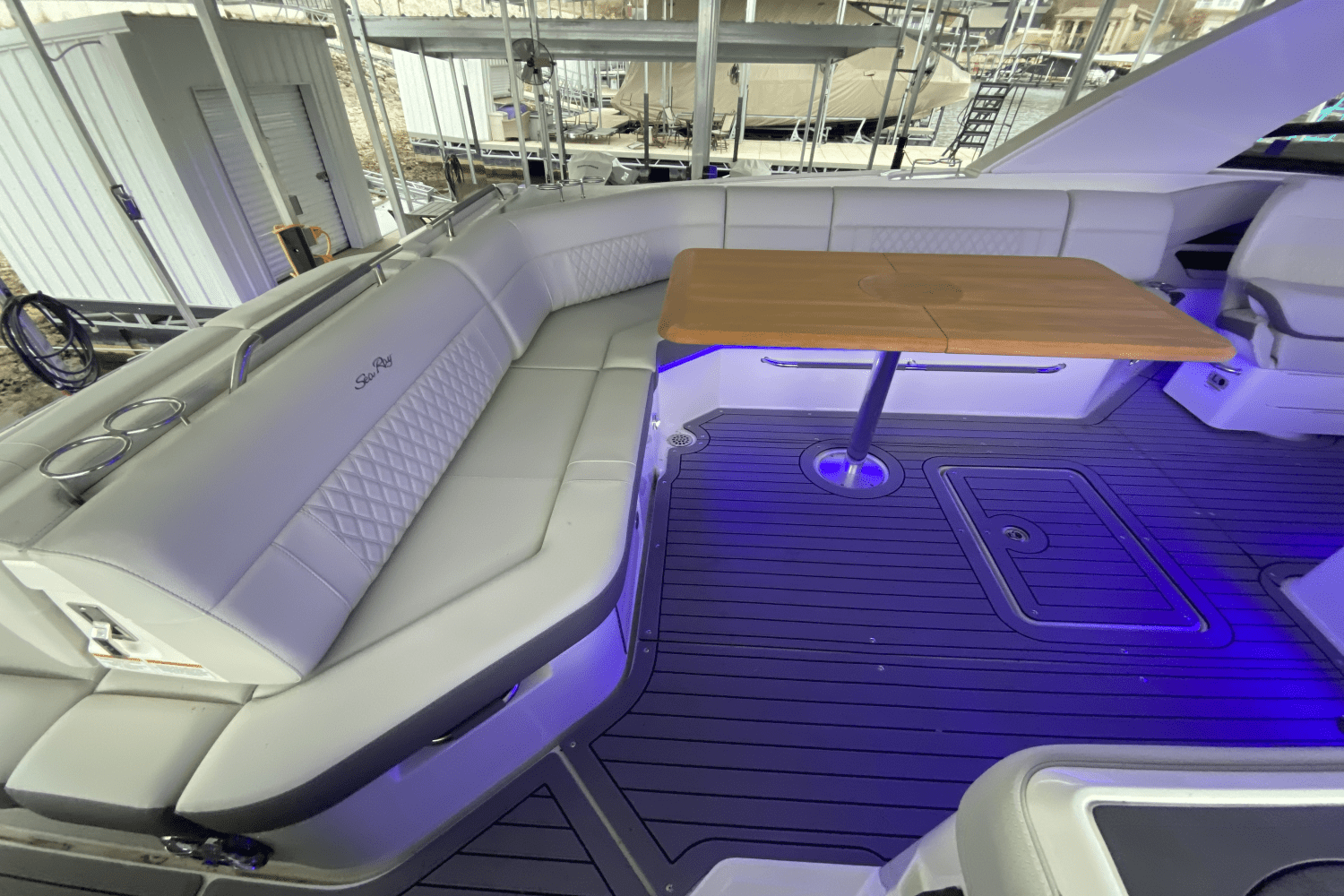 2021 Sea Ray
                                                             400 SLX Image Thumbnail #10