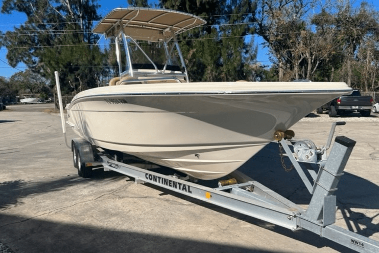 {{boat.ModelYear}} {{boat.Make}} {{boat.Model}}