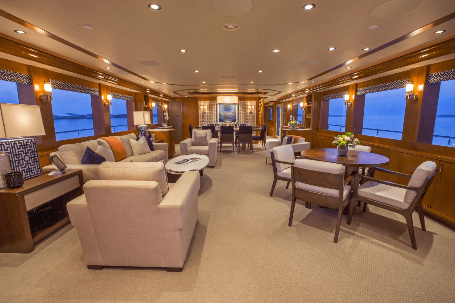 2014 Westport
                                                             40M Image Thumbnail #3