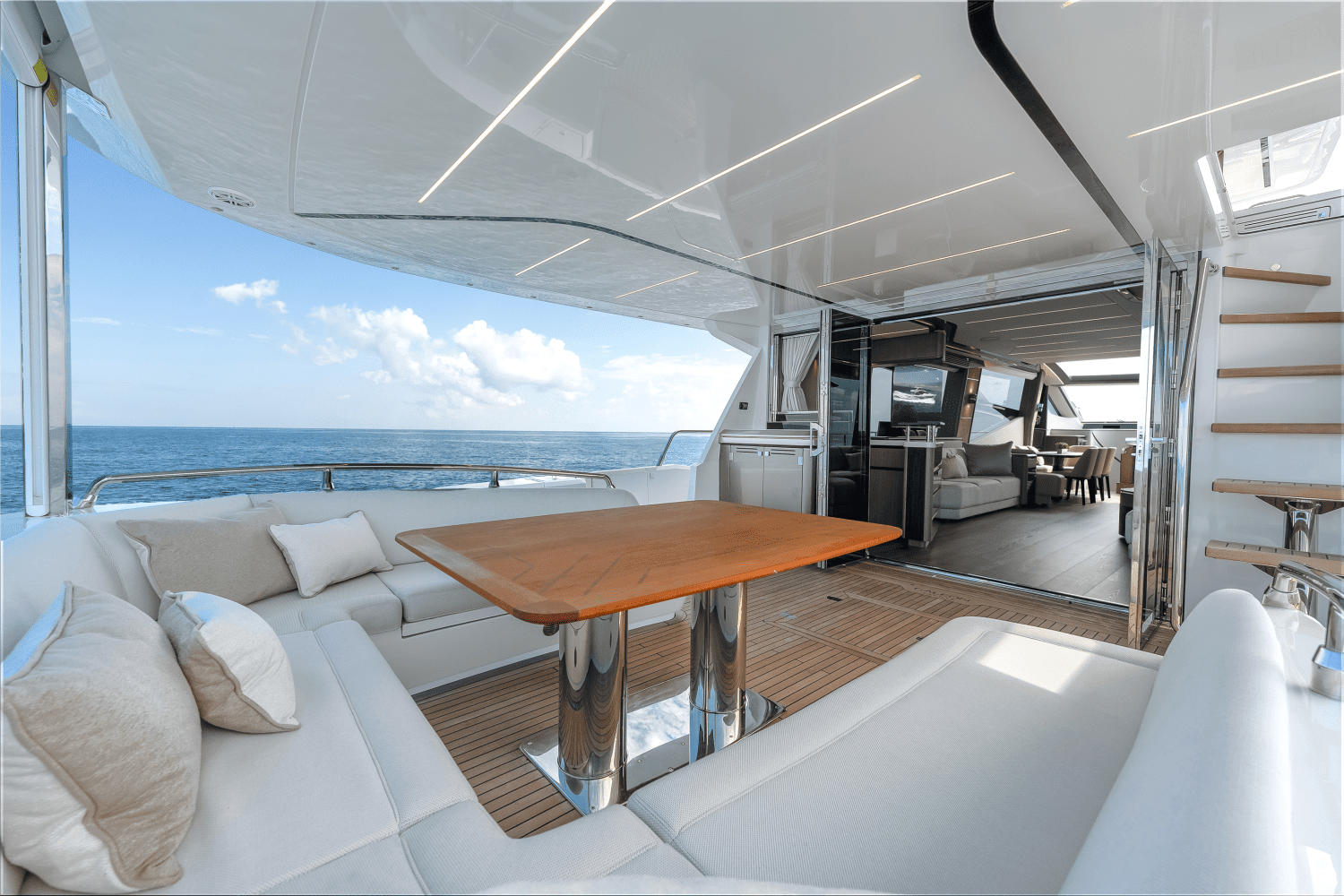 2025 Galeon 800 FLY Image Thumbnail #11