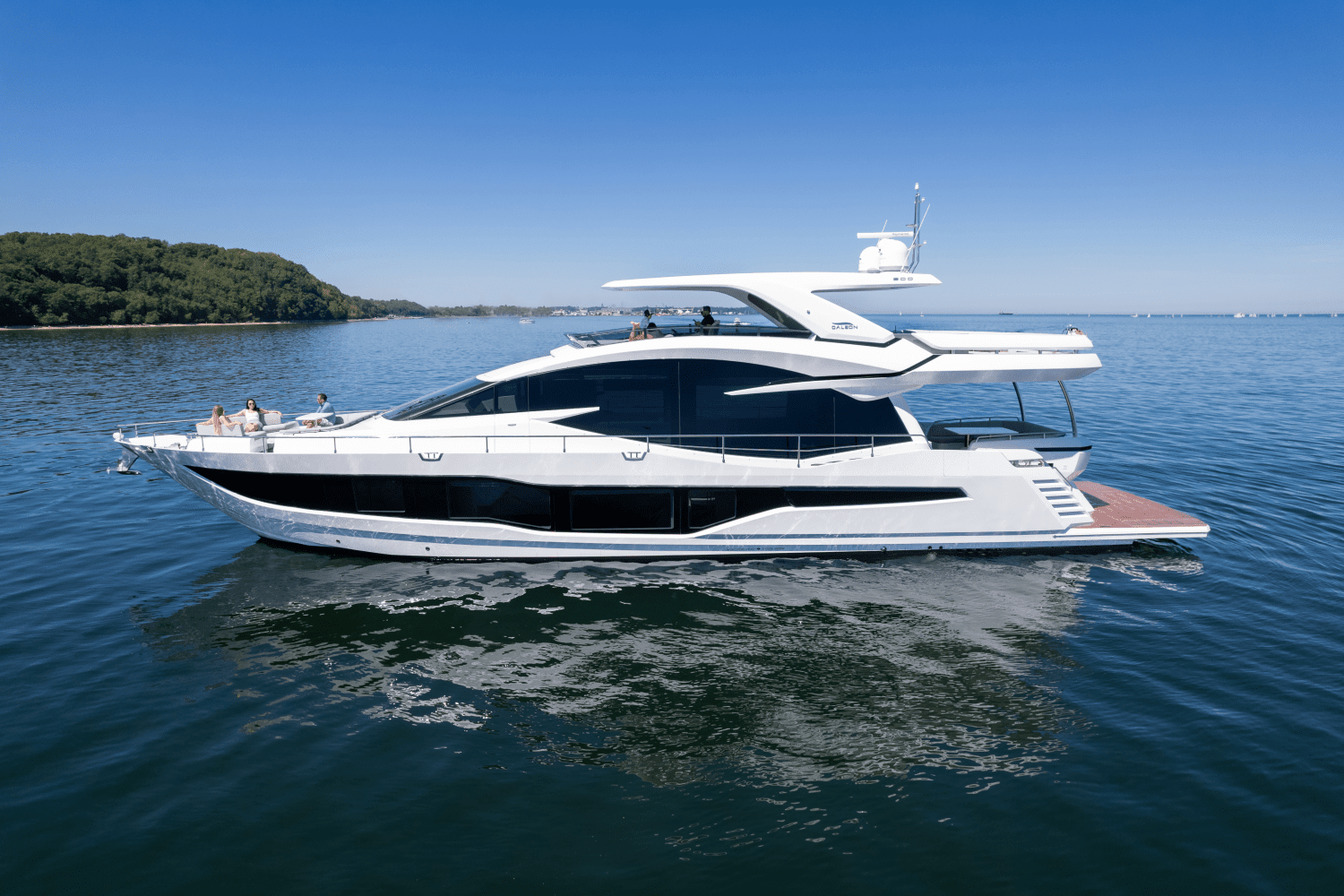 2025 Galeon 800 FLY Image Thumbnail #6