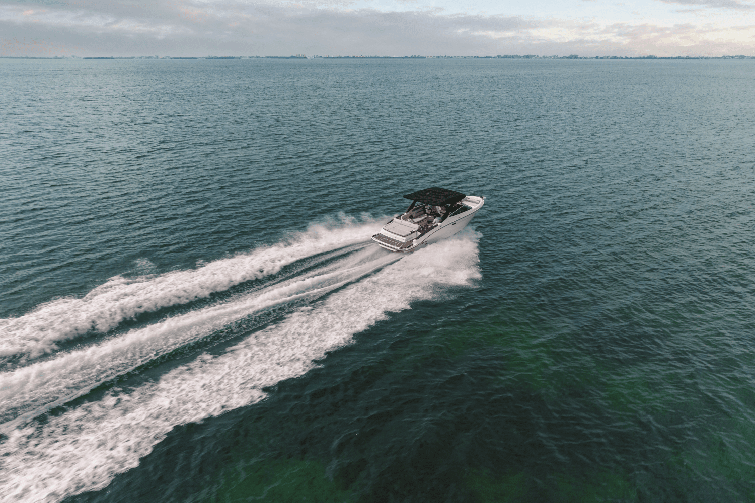 2026 Sea Ray SLX 280 Outboard Image Thumbnail #37