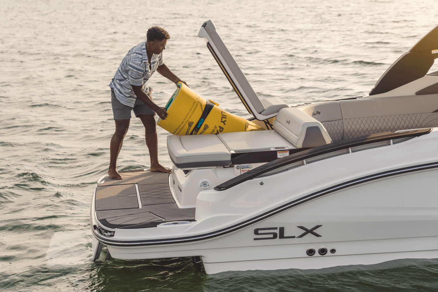 2026 Sea Ray SLX 280 Outboard Image Thumbnail #46