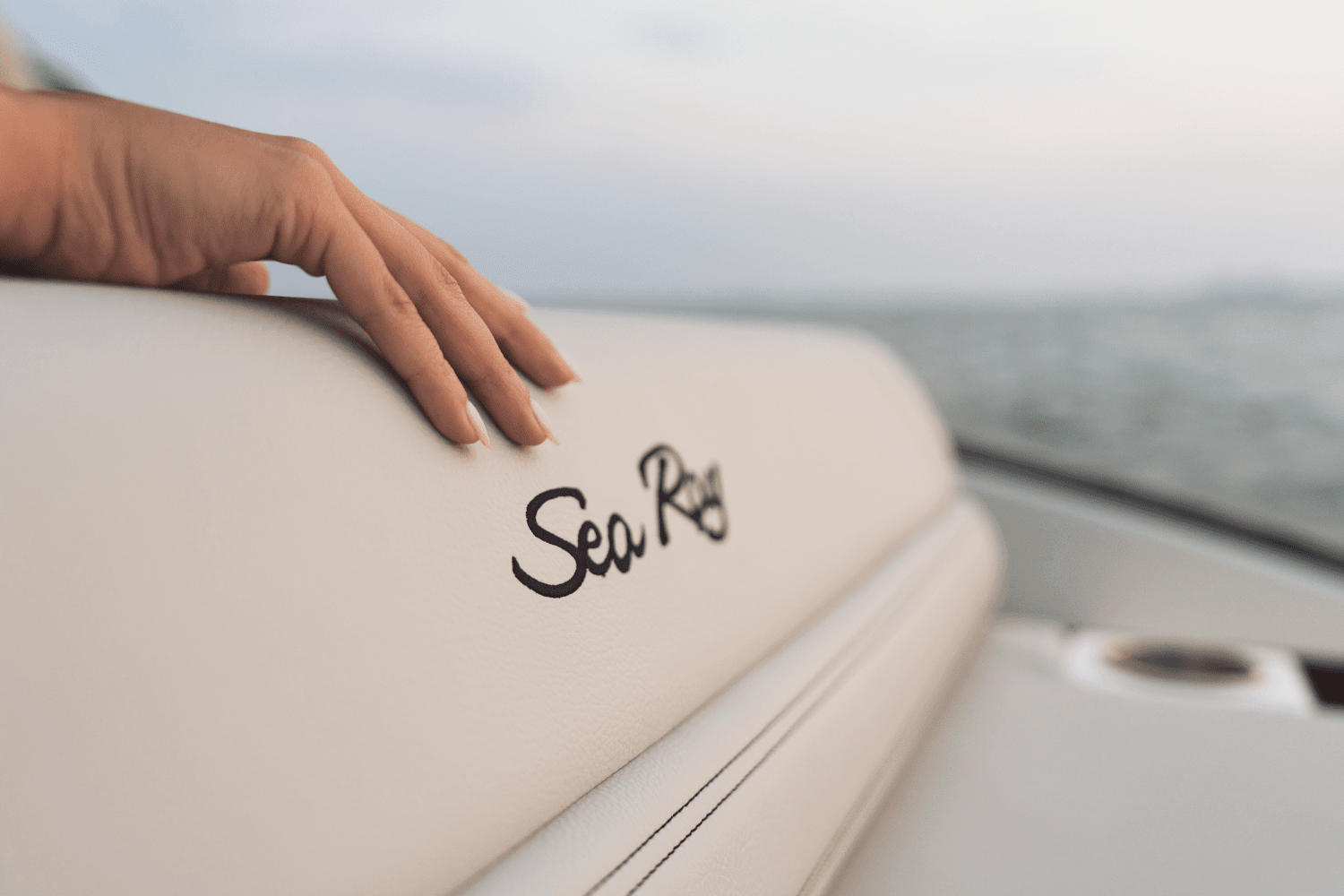 2026 Sea Ray SLX 280 Outboard Image Thumbnail #27