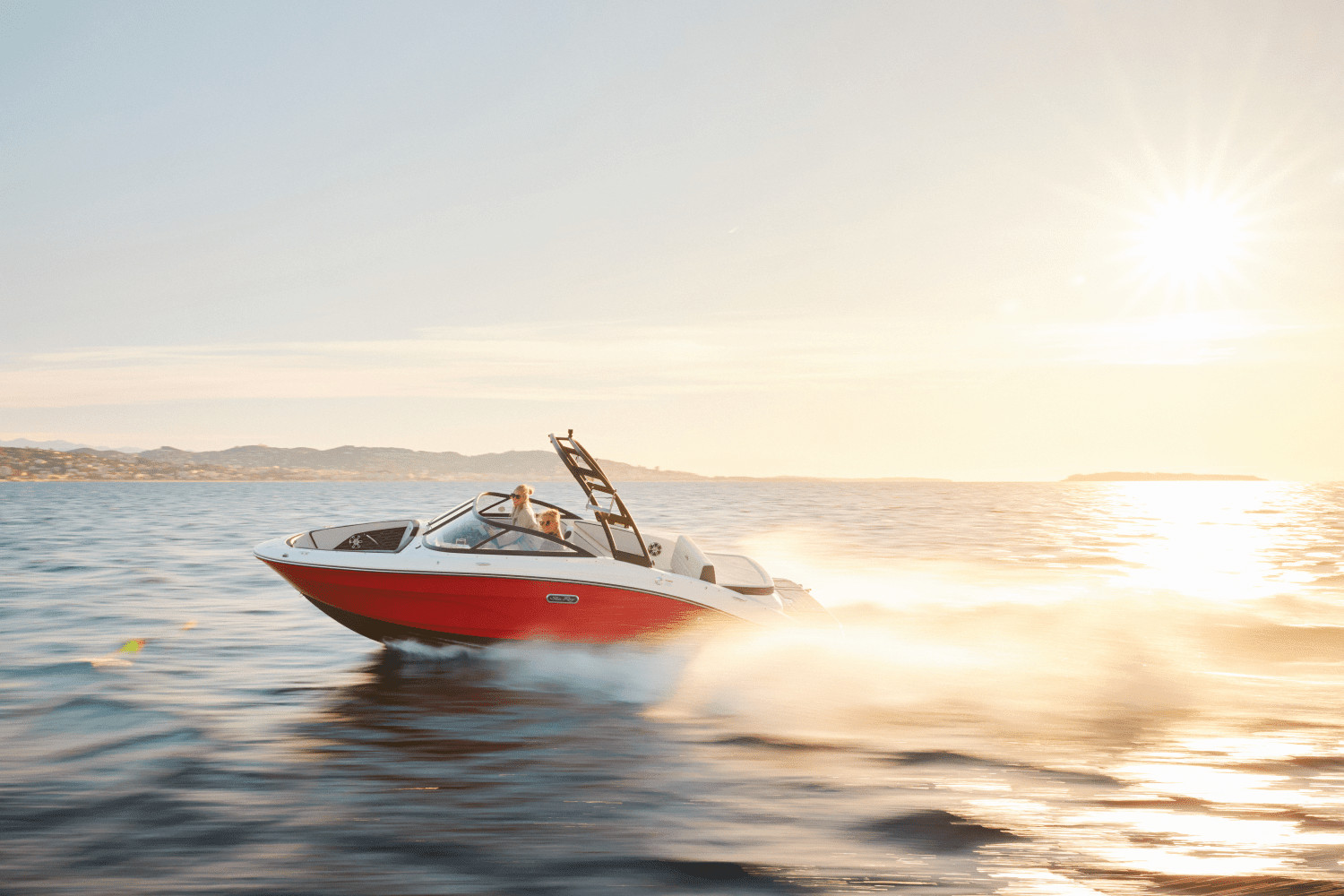 2025 Sea Ray SPX 210 Image Thumbnail #2