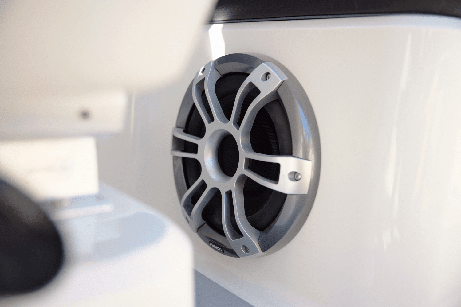 2026 Sea Ray SPX 210 Outboard Image Thumbnail #18