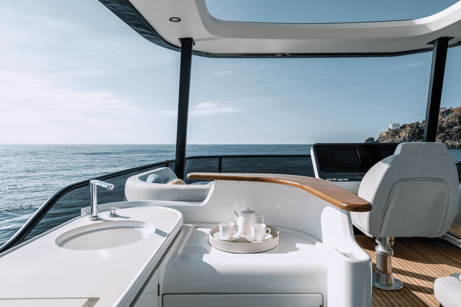 2026 Azimut Fly 68 Image Thumbnail #8