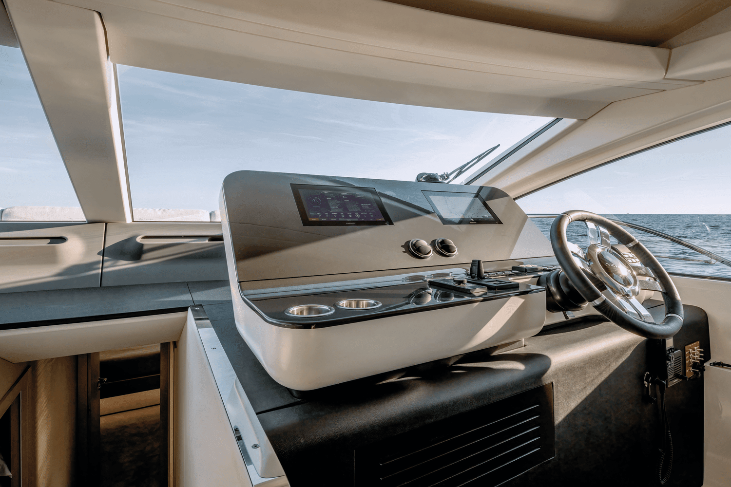 2026 Azimut Fly 68 Image Thumbnail #24