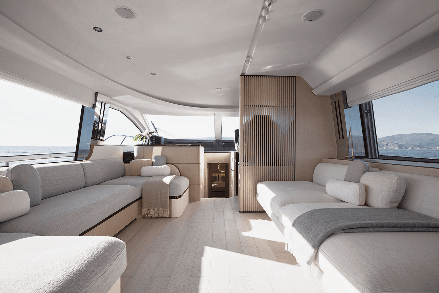 2026 Azimut Fly 68 Image Thumbnail #28