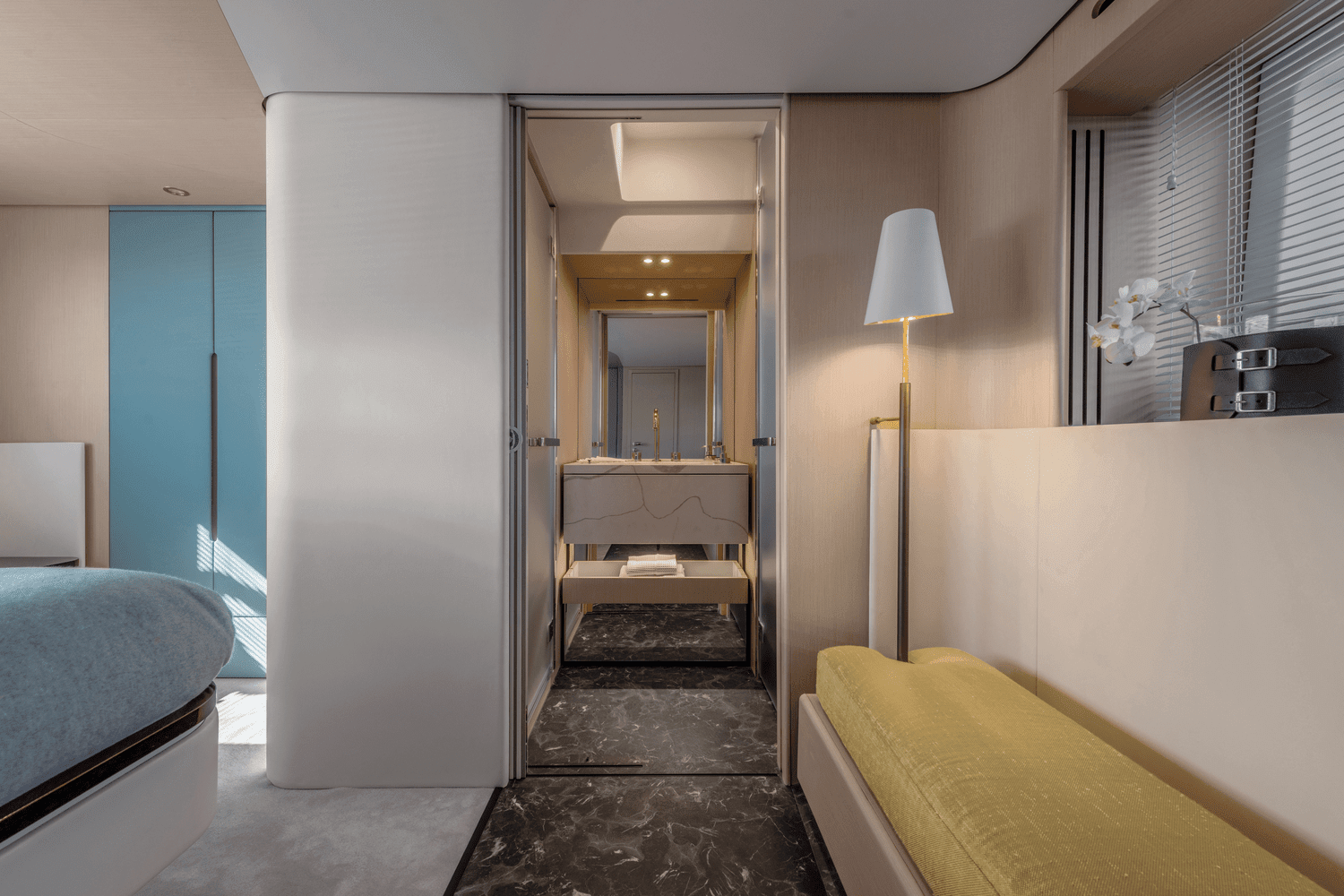 2024 Azimut FLY 68 Image Thumbnail #18