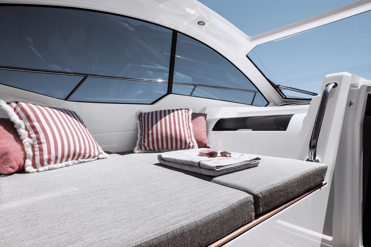 2026 Azimut Atlantis 45 Image Thumbnail #12