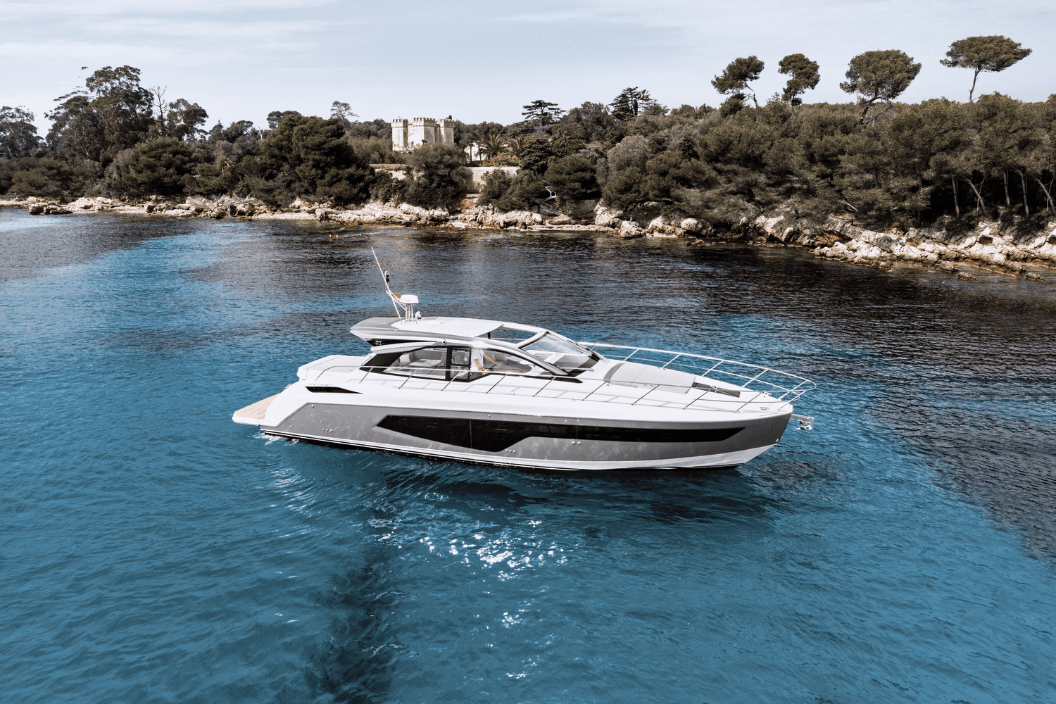 2026 Azimut Atlantis 51 Image Thumbnail #7