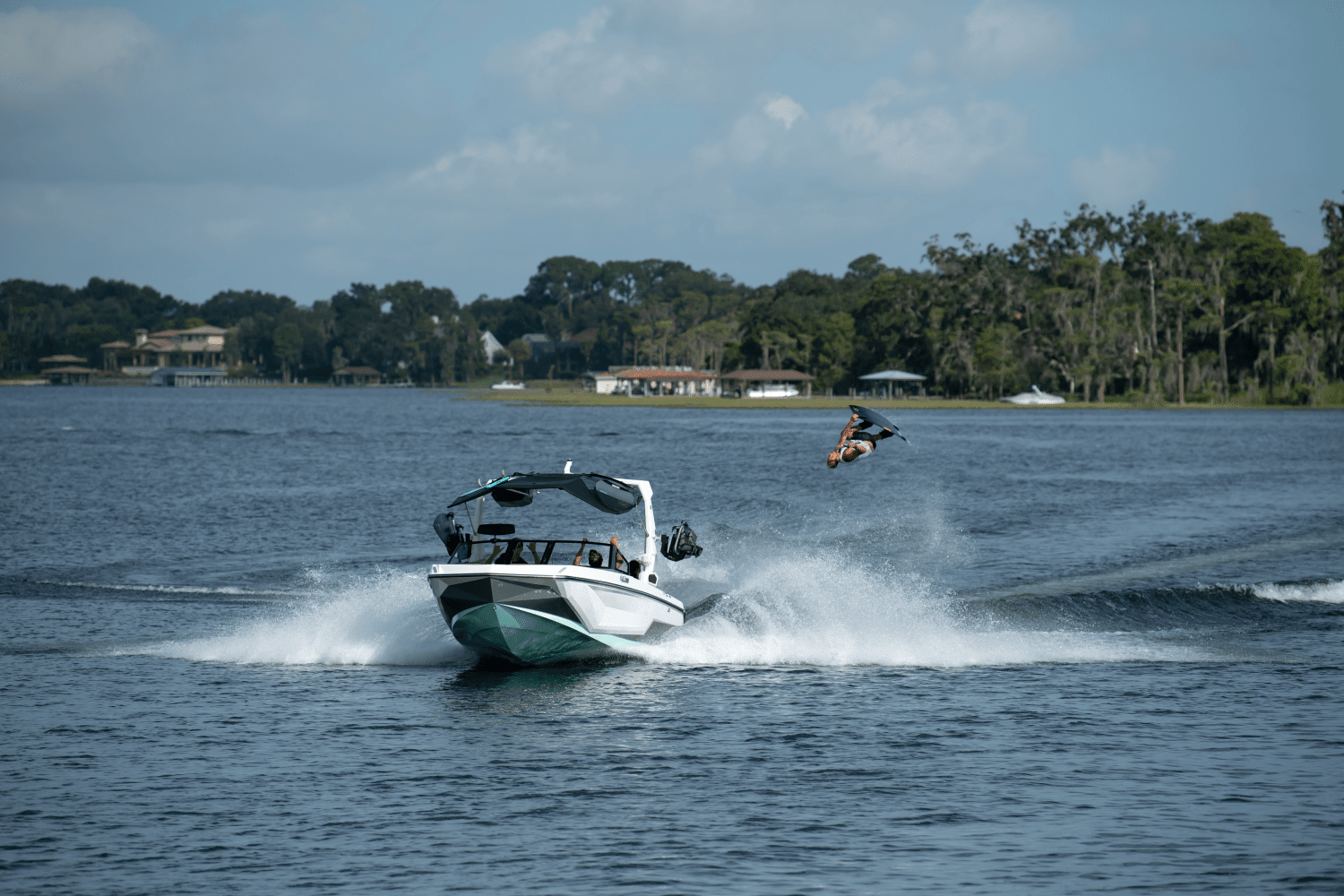 2025 Nautique Super Air Nautique GS20 Image Thumbnail #14