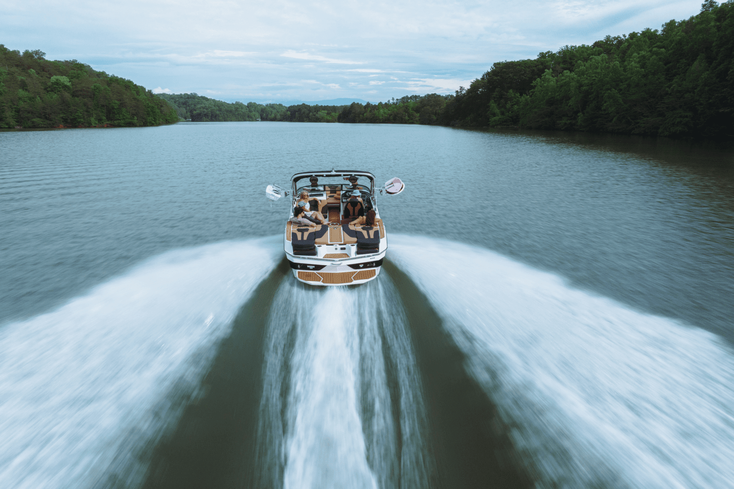 2026 Mastercraft XT22 T Image Thumbnail #6