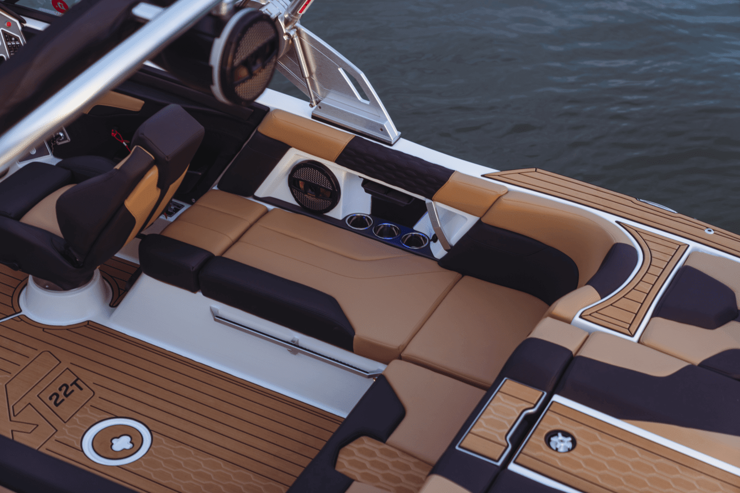 2026 Mastercraft XT22 T Image Thumbnail #9