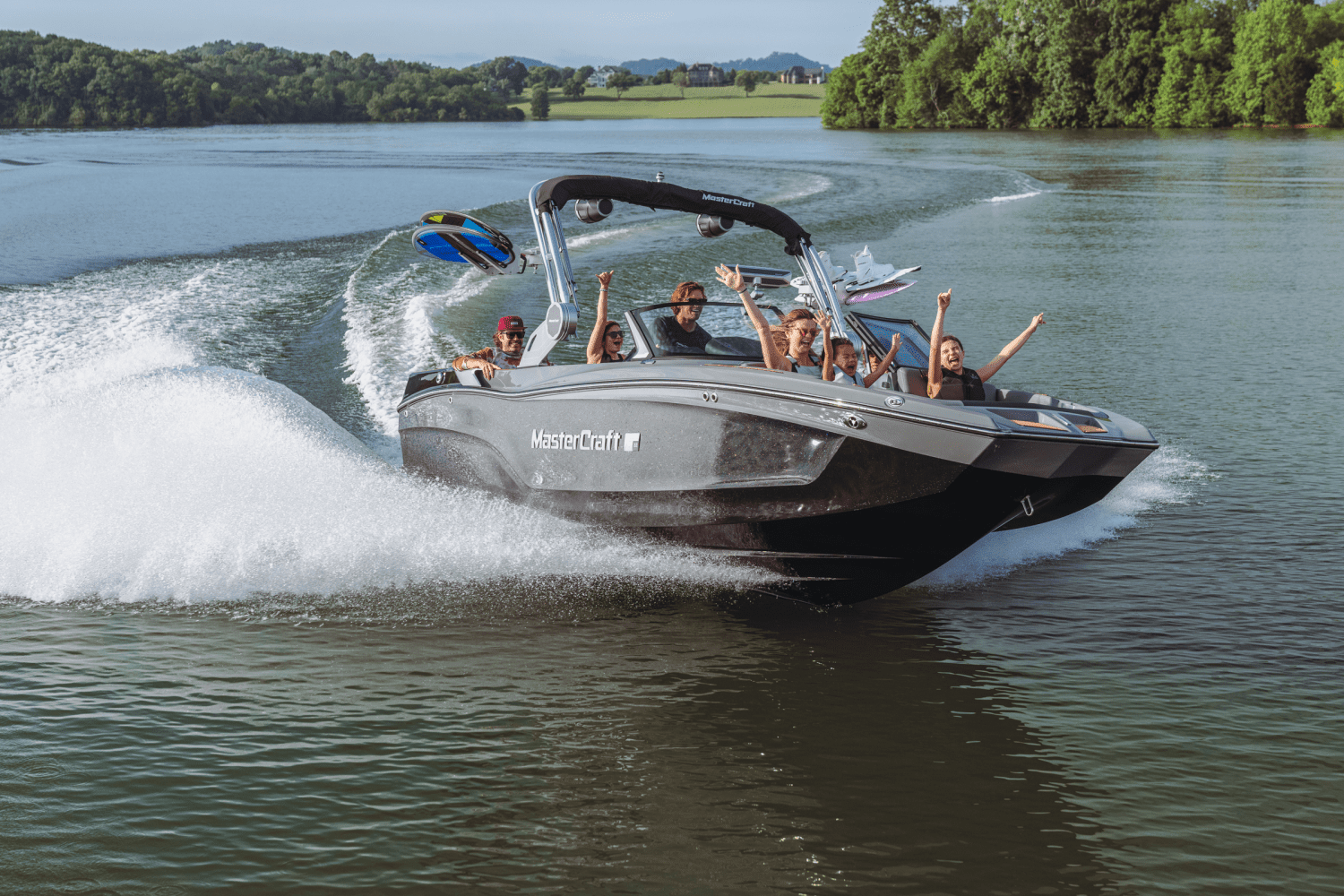 2025 Mastercraft XT22 Image Thumbnail #0