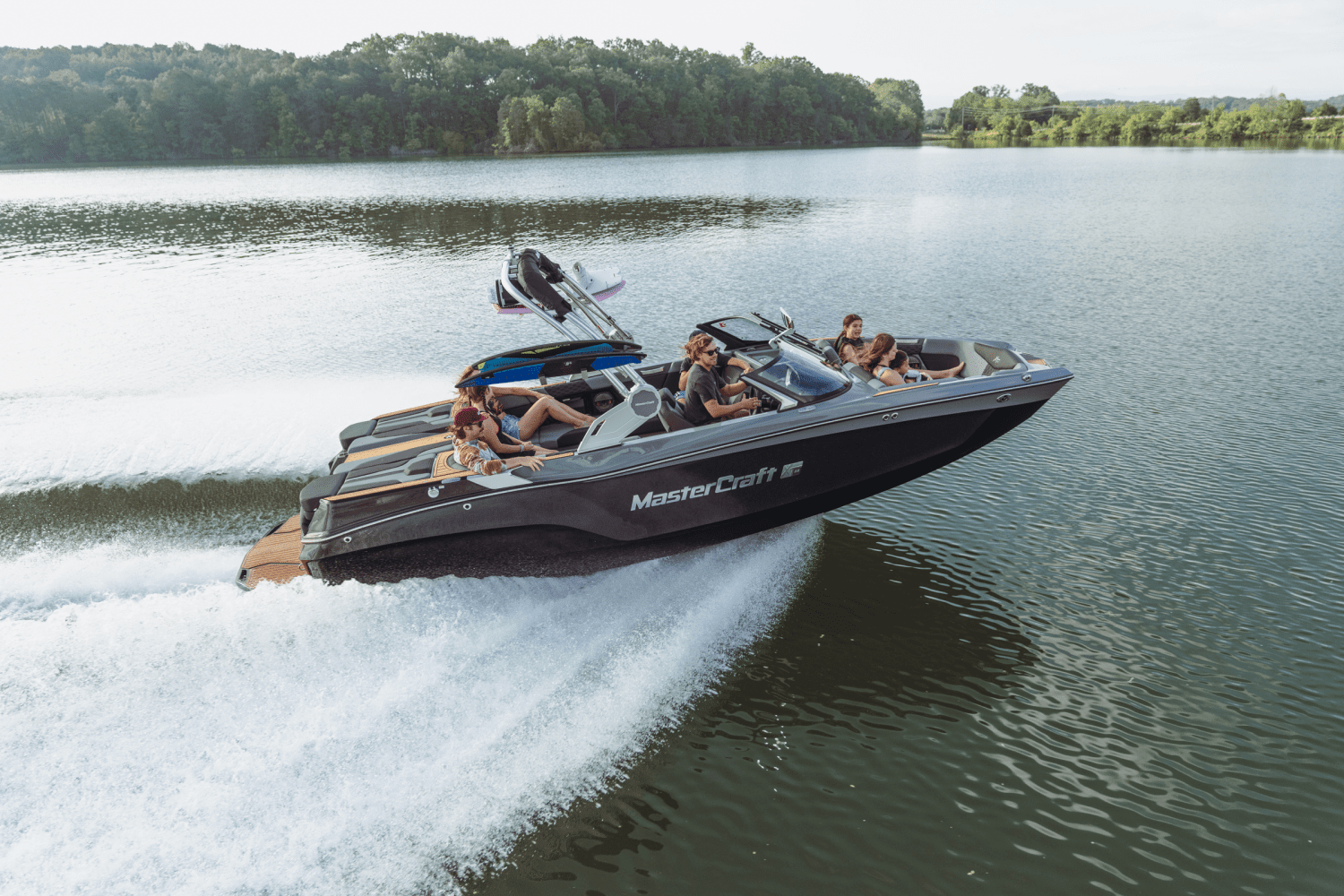 2025 Mastercraft XT22 Image Thumbnail #2