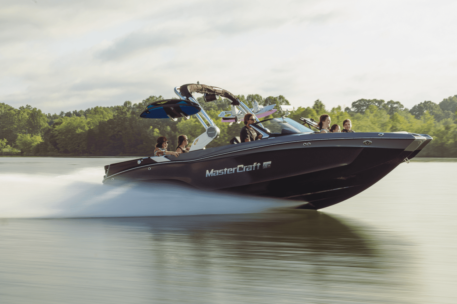 2025 Mastercraft XT22 Image Thumbnail #1