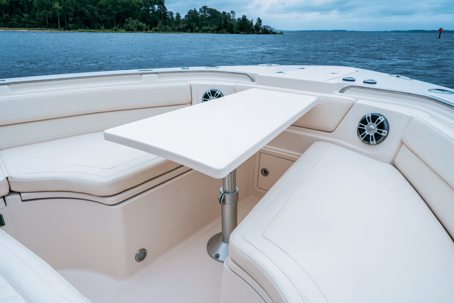 2026 Grady-White Canyon 386 Image Thumbnail #5